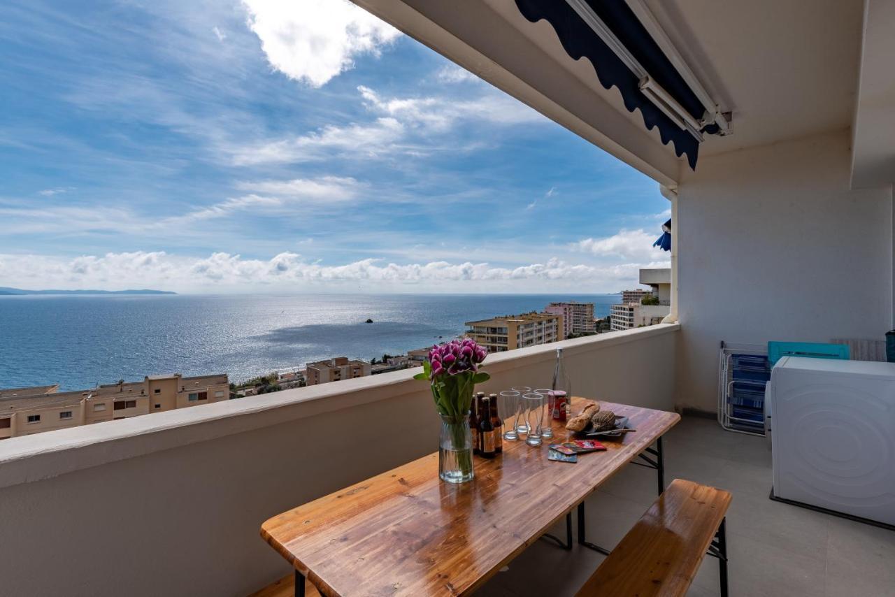 Magnifique Appartement Vue Mer, Spacieux Et Traversant Аячо Екстериор снимка