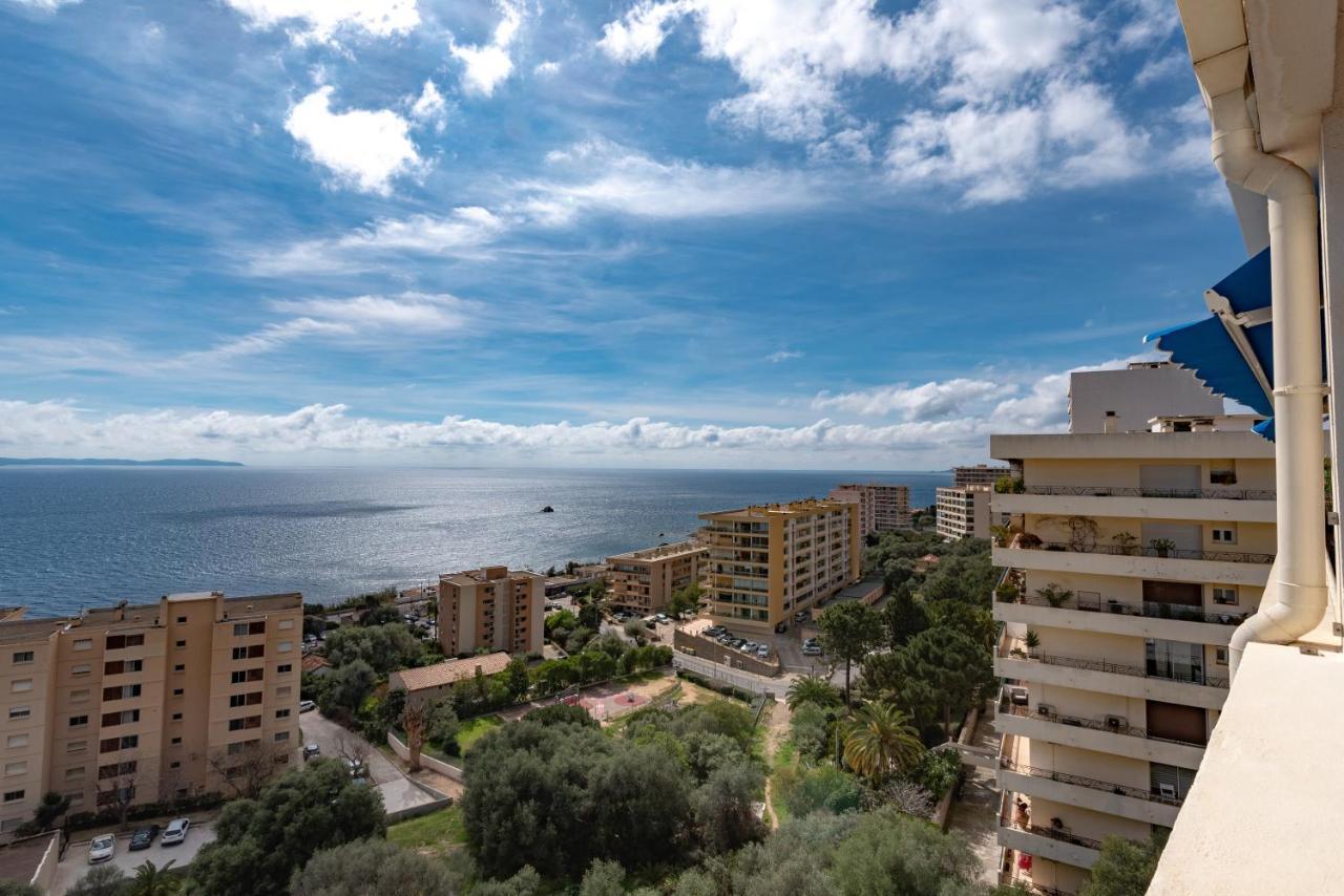 Magnifique Appartement Vue Mer, Spacieux Et Traversant Аячо Екстериор снимка